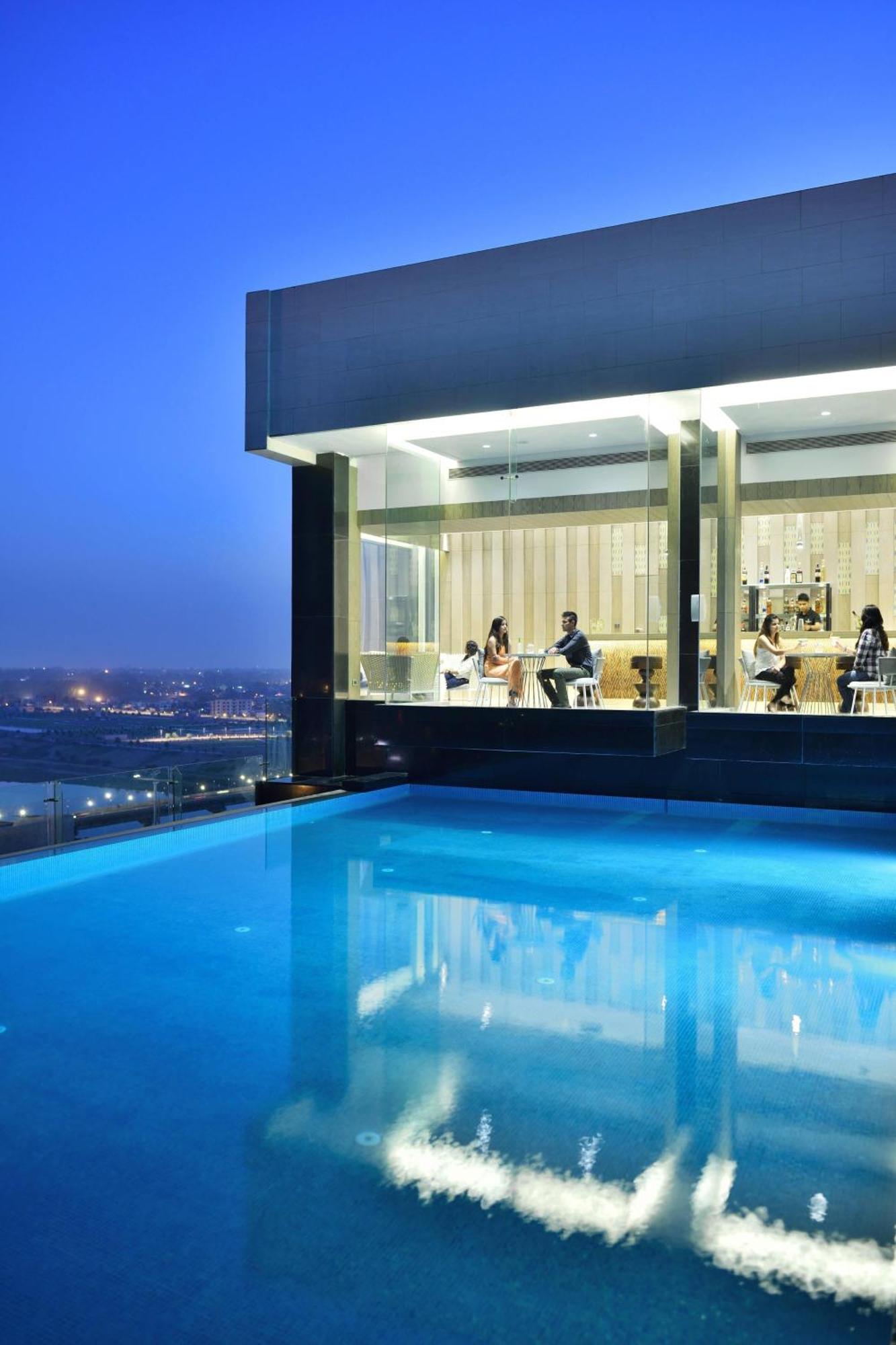 Renaissance Lucknow Hotel, Gomti Nagar Bagian luar foto