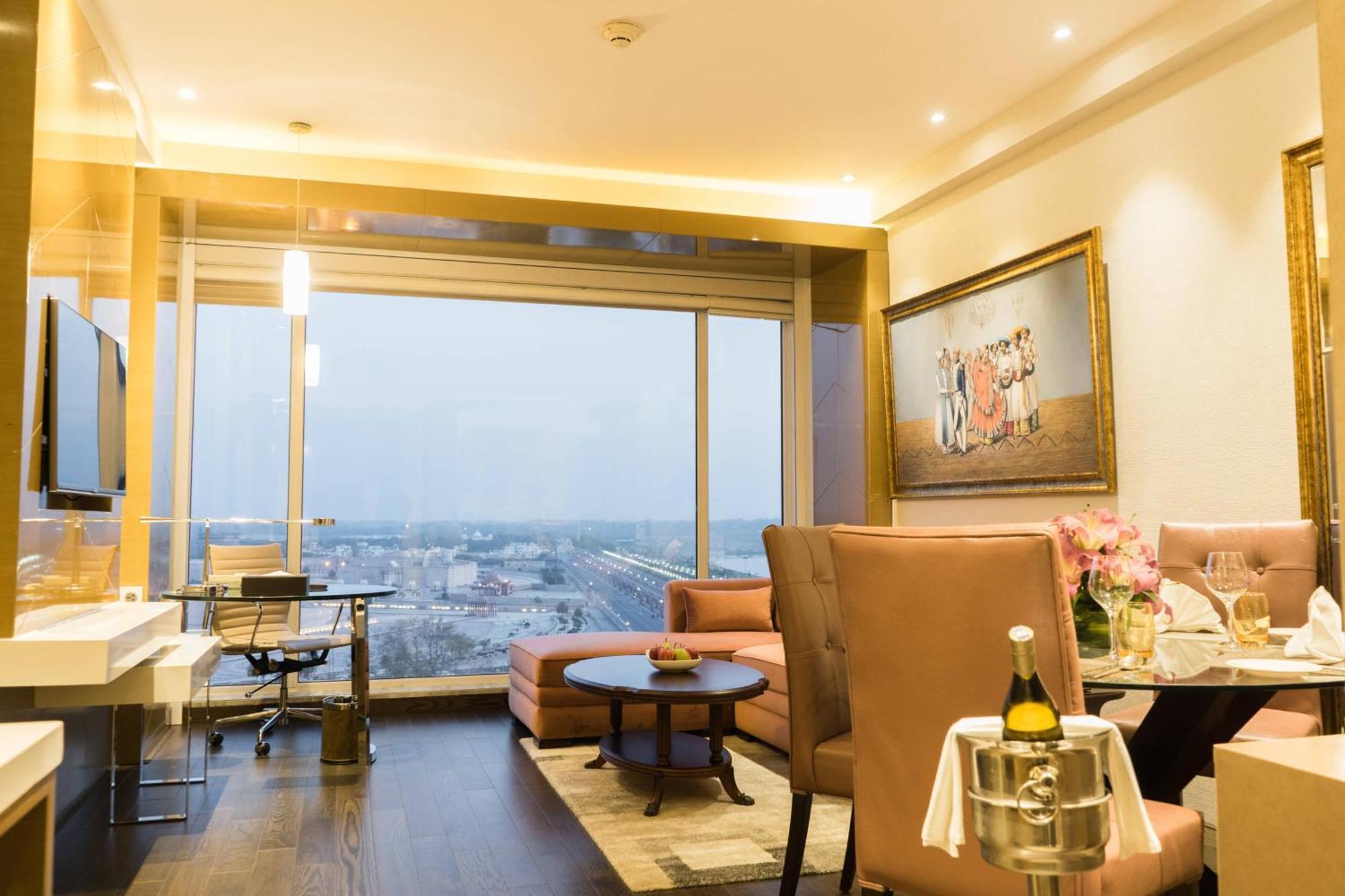 Renaissance Lucknow Hotel, Gomti Nagar Bagian luar foto